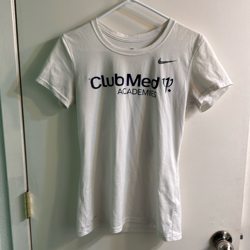 Nike Dri Fit Club Med Academies workout shirt size small